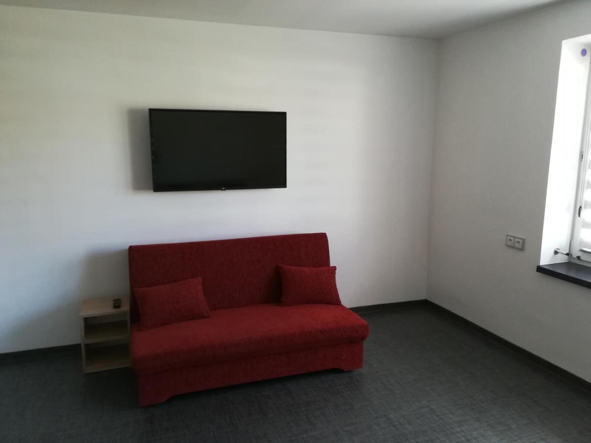Penzion Sapara Velke Bilovice Bagian luar foto